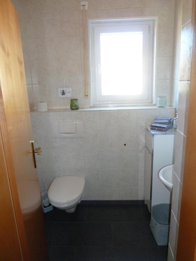 Momlingen Ferienwohnung Odenwaldblick מראה חיצוני תמונה